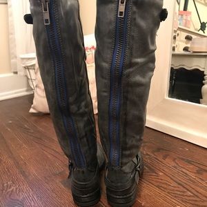 Madden Girl Zoiiee Boot in Grey with blue zipper